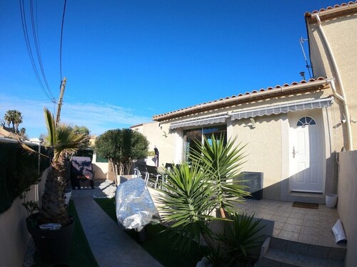 House of 100 square meters near the beach air-conditioned