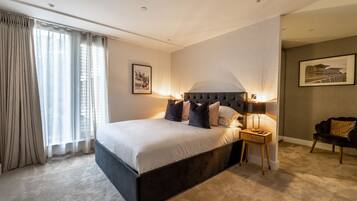 2 bedrooms, iron/ironing board, Internet