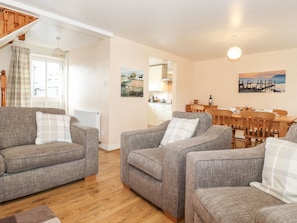 Living area - Swallows Nest Cottage (Ambleside)