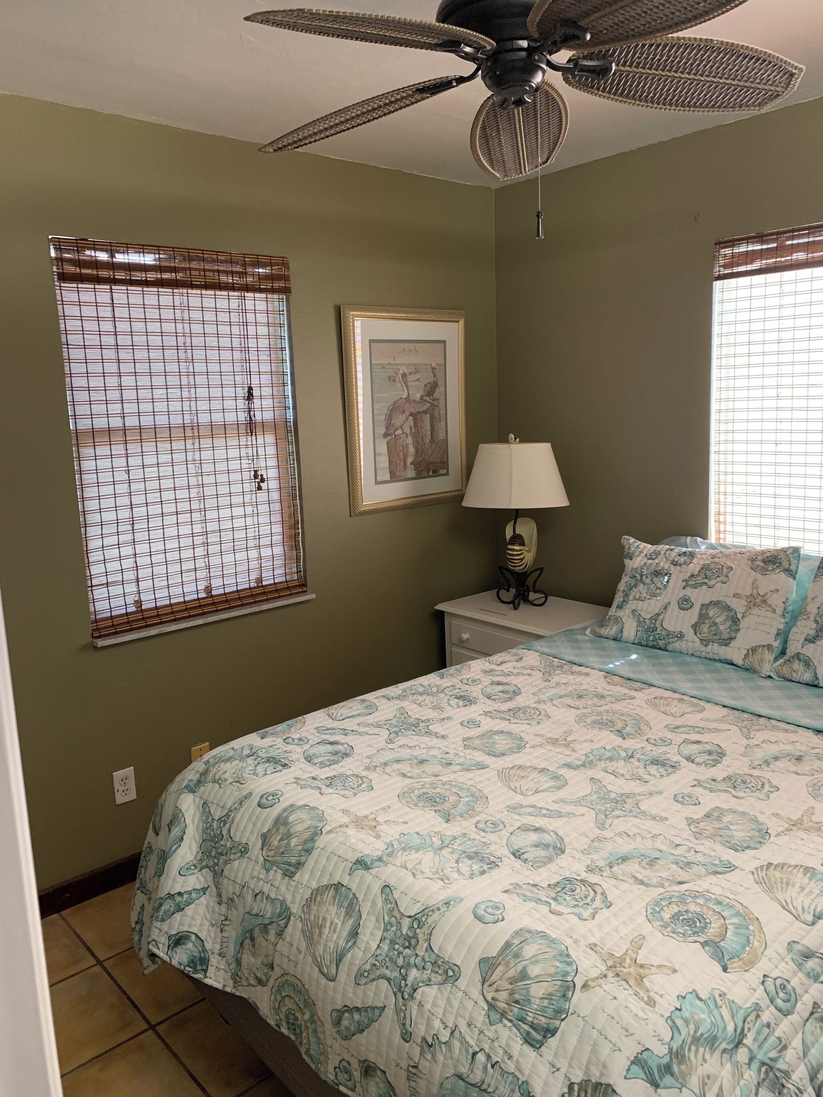 Bokeelia, Pine Island House (kayaks, canoes, & Bikes, on canal w/ private Dock)