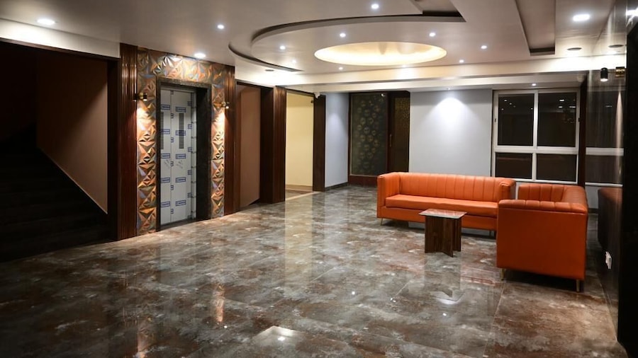 HOTEL PRIME SQUARE