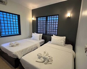 5 quartos, Wi-Fi, roupa de cama