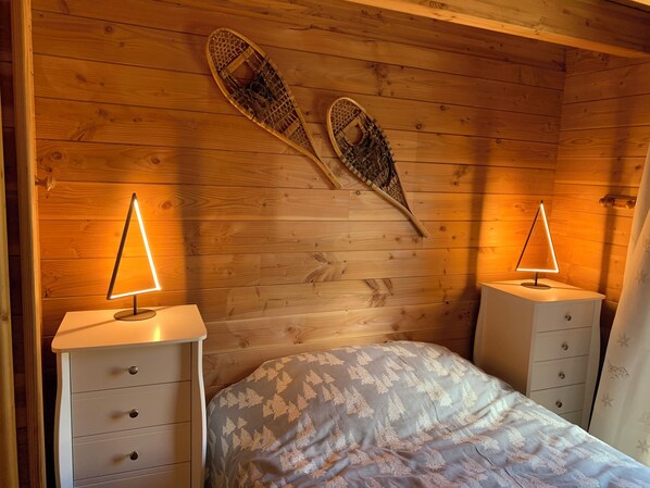 3 bedrooms, iron/ironing board, internet