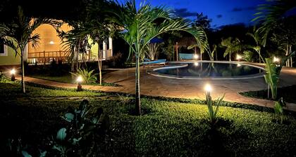 Traumvilla Maisha Mazuri mit Personal