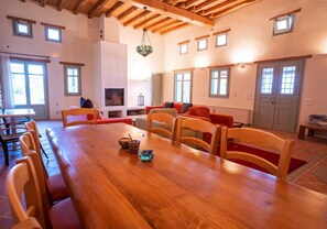 Luxury Villa | In-room dining