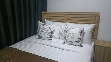 Apartemen Comfort | Meja kerja, ruang kerja ramah laptop, Wi-Fi gratis, dan seprai linen