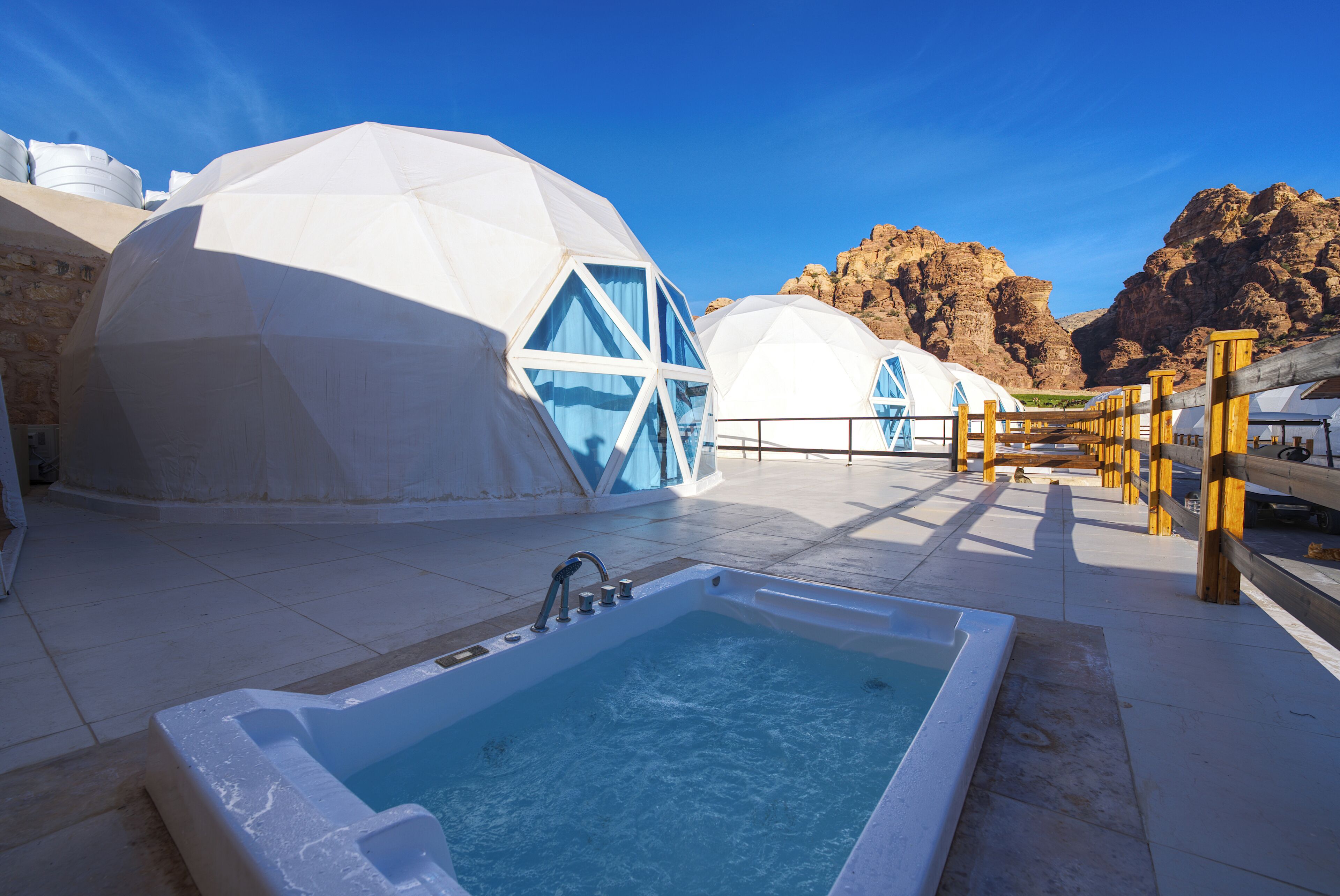 Suite, 1 Bedroom, Hot Tub | Minibar, free WiFi, bed sheets