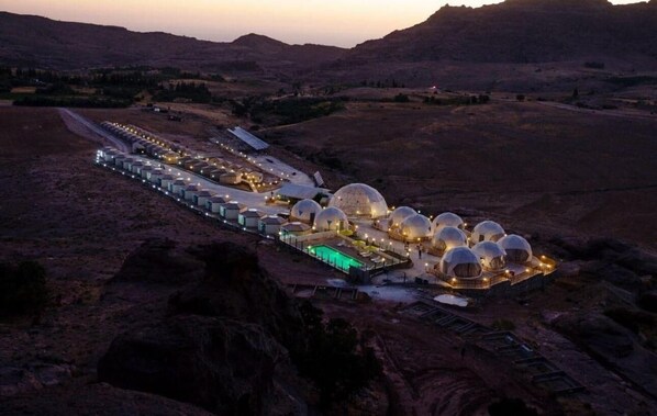 Exterior - The Rock Camp Petra (Wadi Musa)