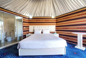 Superior Double Room | Minibar, free WiFi, bed sheets - The Rock Camp Petra (Wadi Musa)