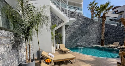 Beach Walk Luxury Suites