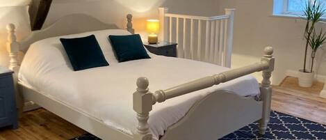 1 chambre, fer et planche à repasser, Wi-Fi gratuit