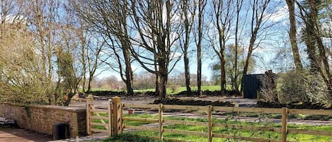 Enceinte de lâhĂ©bergement