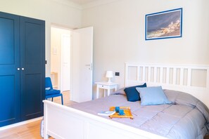 2 chambres, fer et planche à repasser, accès au Wi-Fi (inclus)