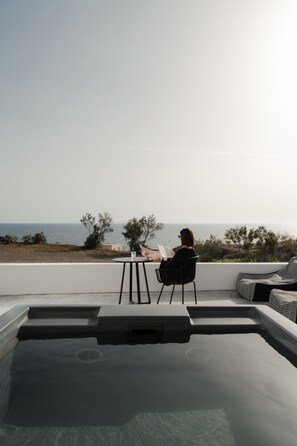 Exterior - AKRI Suites Vourvoulos (Santorini)