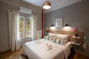 City Apartment | 1 bedroom, in-room safe, individually decorated, individually furnished - Athens City the Nest of Filoxenia (Athens)