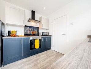 Luxury-Haus, eigenes Bad, Gartenblick | Eigene Küche