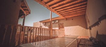 Oqilanur Guest House