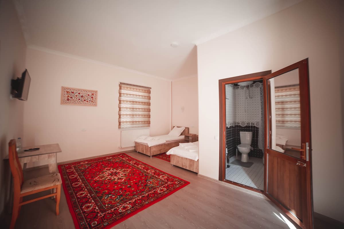 Standard Double or Twin Room | WiFi (free)