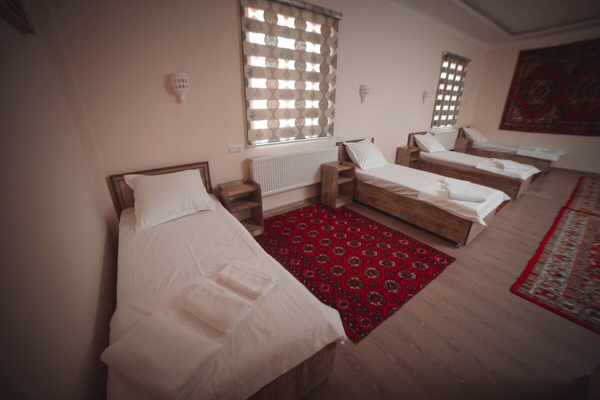 Standard Quadruple Room | WiFi (free)