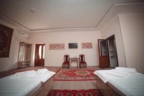 Habitación cuádruple estándar | Wifi gratis 