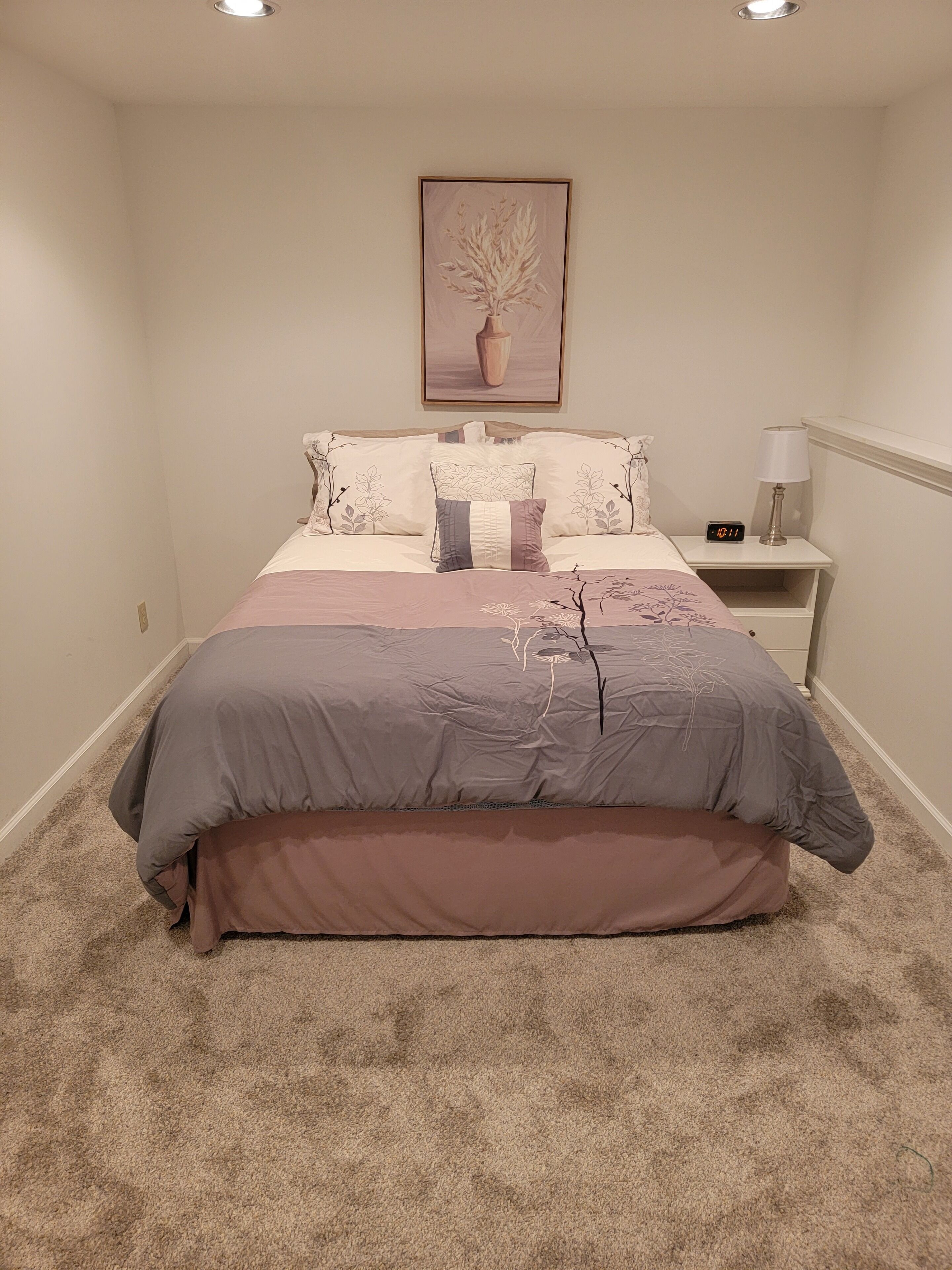 Hot Tub, Fire Pit, Kayaks, Deck, Grill, Games!