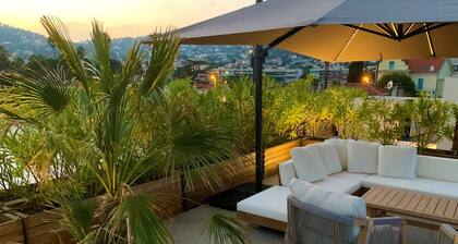 27. 2-bedroom apt with balcony, private roof terrace, parking and pool