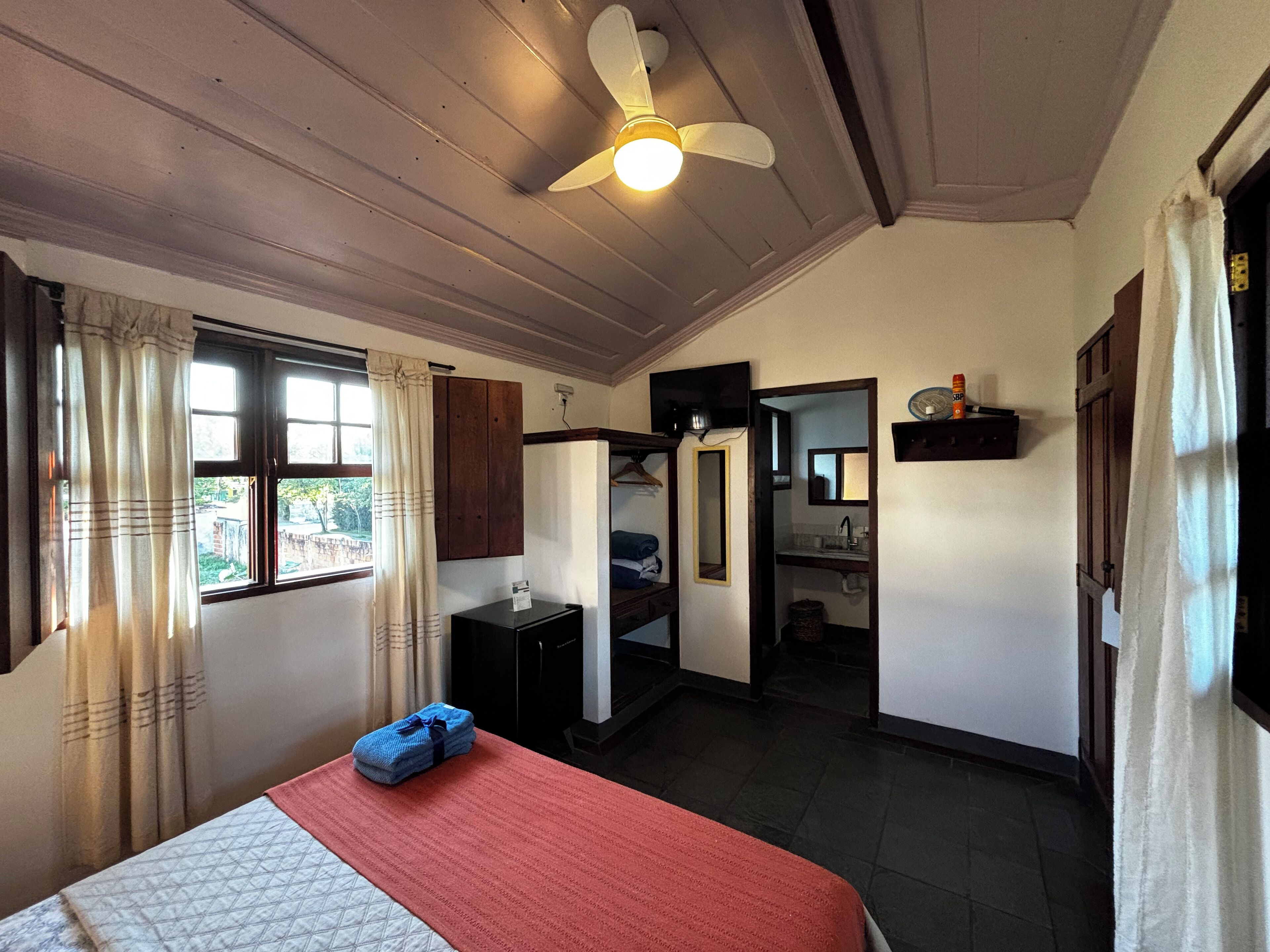 Classic Double Room, 1 Double Bed | Minibar, free WiFi, bed sheets