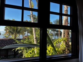 Habitación triple clásica | Vistas al mar