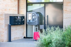 Reception - Landhaus Boutique Motel - Self Check-In (Eschen)