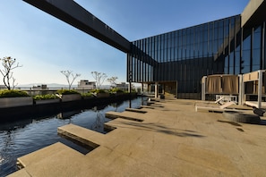 Piscine extérieure, cabanas gratuites