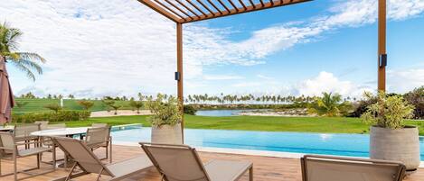 Chalet | Pool | Outdoor pool