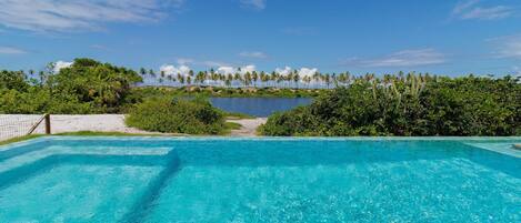 Chalet | Kolam renang | Kolam renang outdoor