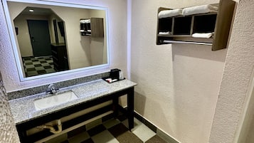 Towels, soap, shampoo, toilet paper