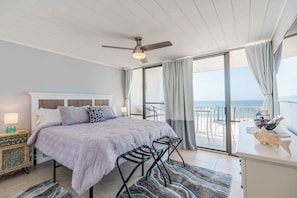 Condo, 1 King Bed with Sofa bed, Kitchen, Ocean View (Beachfront Days)