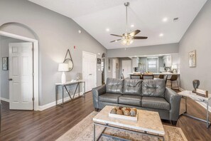 Condo, Multiple Beds, Pool Access, Golf View (Great Escape I) | Living area | 42-inch flat-screen TV with digital channels, fireplace