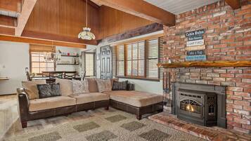 Cabin, Multiple Beds, Patio, Mountain View (Happy Bear Cabin) | Living area | 42-inch flat-screen TV with digital channels, TV