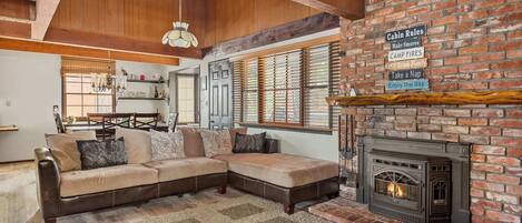 Cabin, Multiple Beds, Patio, Mountain View (Happy Bear Cabin) | Living area | 42-inch flat-screen TV with digital channels, TV