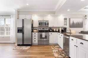 Condo, Multiple Beds, Balcony (Lakeview Enchantment) | Private kitchen | Coffee/tea maker