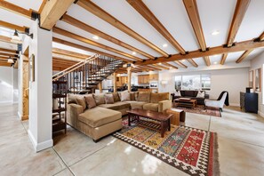 House, Multiple Beds, Kitchen | Interior