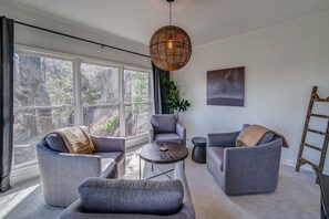 House, Multiple Beds, Patio, Mountain View (Summit Oaks Manor) | Living area | 42-inch flat-screen TV with digital channels, fireplace - Luxury Mountain Home in Big Canoe! Golf / Lake / EV / Game Room! (Jasper)