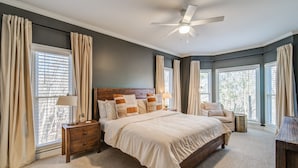 House, Multiple Beds, Patio, Mountain View (Summit Oaks Manor)