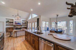 House, Multiple Beds, Patio, Mountain View (Summit Oaks Manor) | Private kitchen | Fridge, microwave, oven, stovetop - Luxury Mountain Home in Big Canoe! Golf / Lake / EV / Game Room! (Jasper)