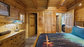 Cabin, Multiple Beds, Hot Tub (Little Lake Lookout) | 2 bedrooms, individually decorated, individually furnished, free WiFi