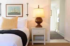 6 bedrooms, desk, iron/ironing board, travel cot - Downtown Historic Home | Hot Tub (Nantucket)