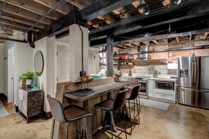 Condo, Multiple Beds, Kitchen | Private kitchen | Fridge, microwave, oven, stovetop - The 1865 Duet (Nashville)