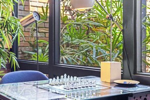 Dining - Mid Century Modern Weekly Winter Rates! (Tampa)