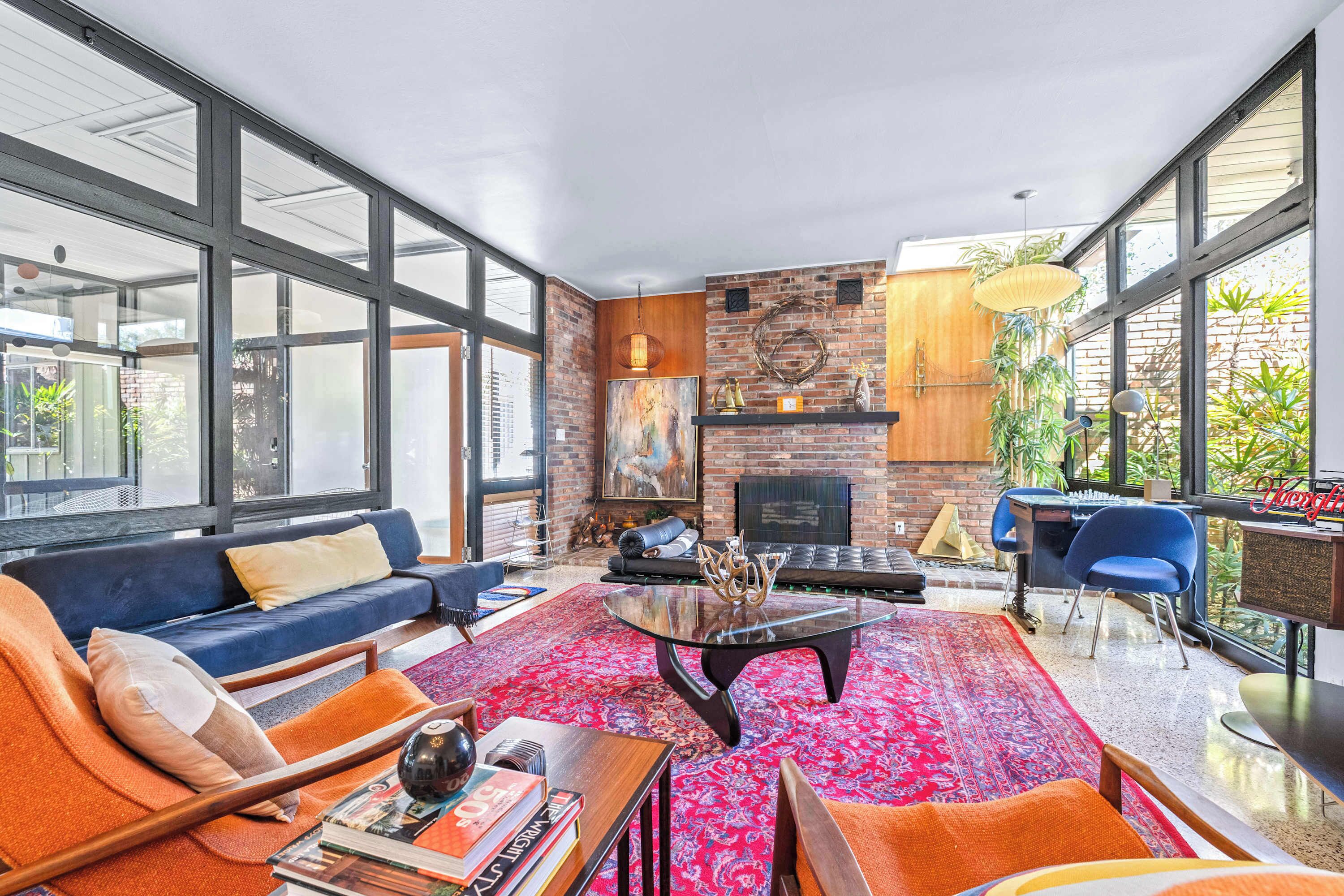 House, Multiple Beds, Fireplace, Garden View (Mid Century Modern Experience) | Living area