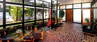 Mid Century Modern Weekly Winter Rates!