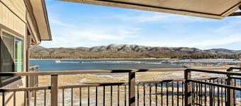 The Adler's Nest Pool and Spa