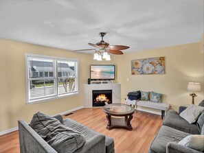 TV, fireplace, offices